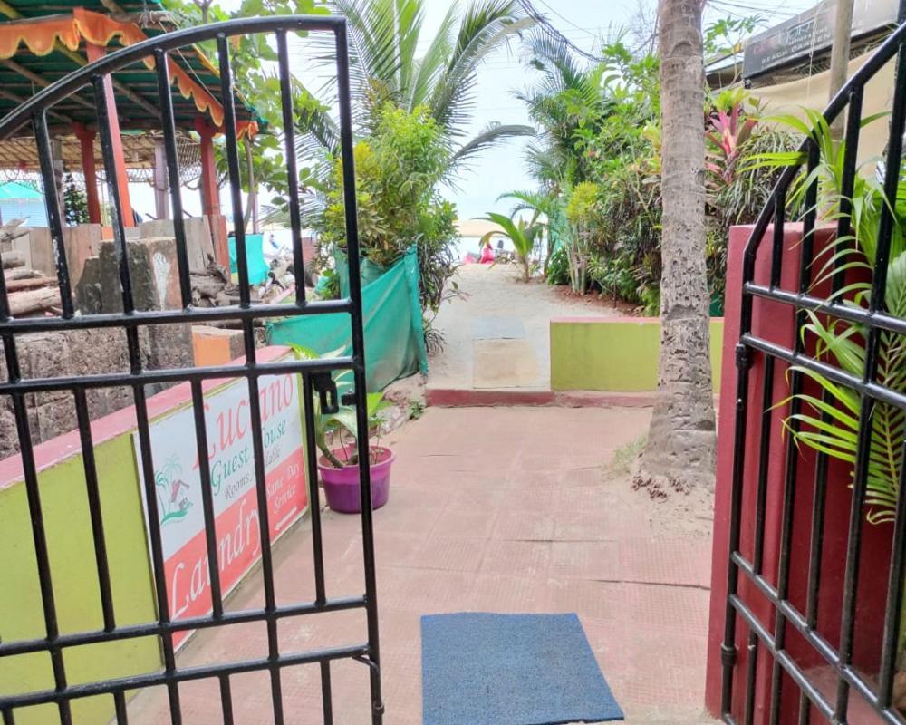 Luciano Guest House 阿姆波尔 外观 照片